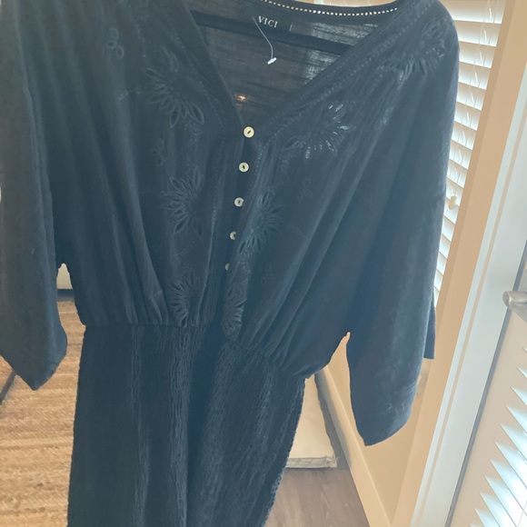 VICI SMOCKED BLACK MINI DRESS - Picture 2 of 3